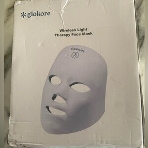 Wireless Light Therapy Face Mask - White